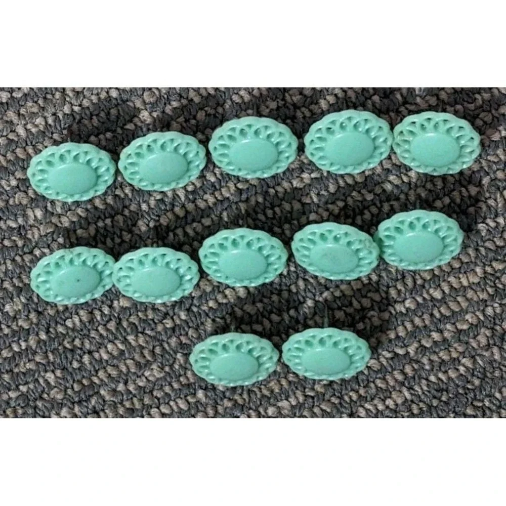 Set Of 12 Vintage Curtain‎ Tie Back Push Pins Hard Plastic Tacks Mint Green